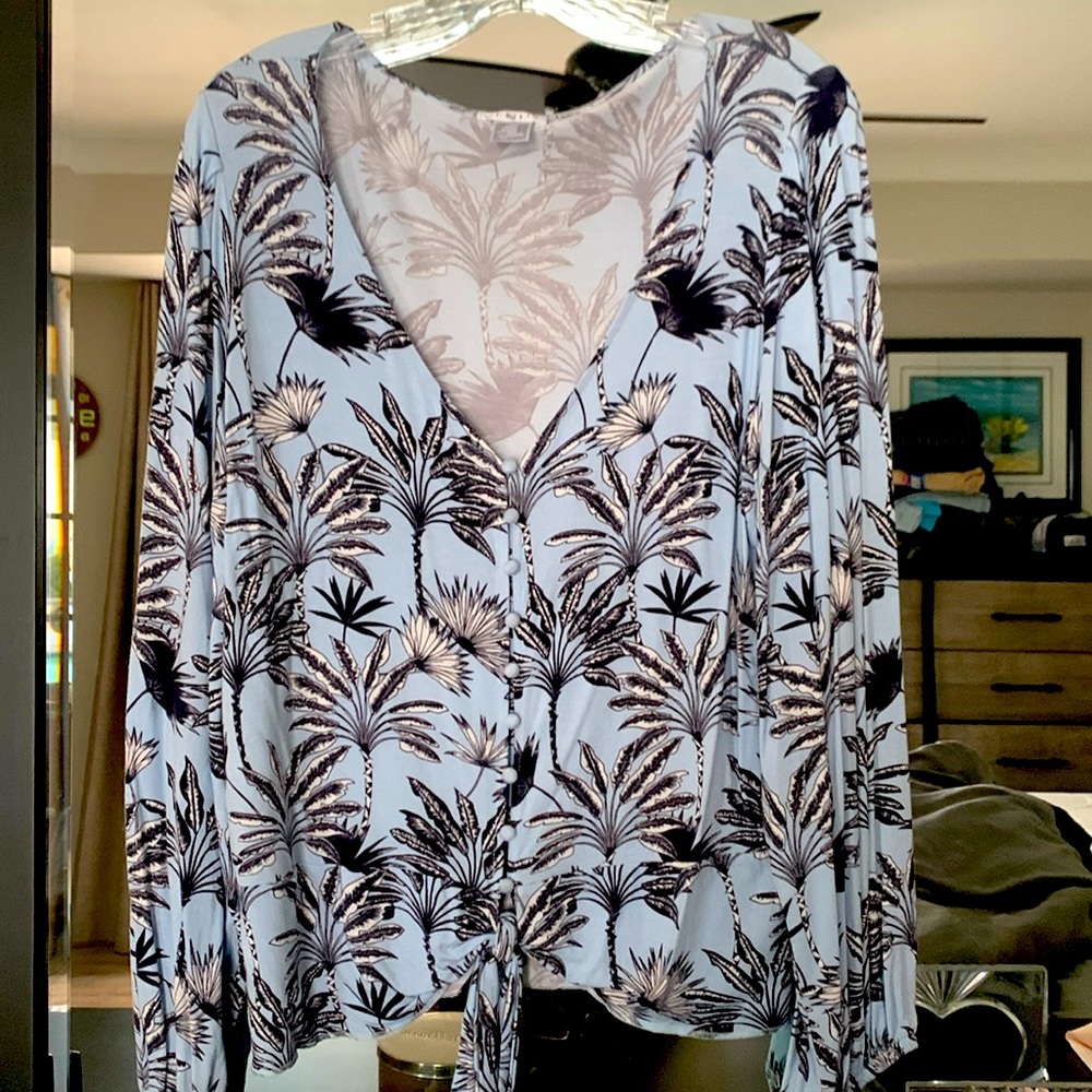 Venus women’s blouse.